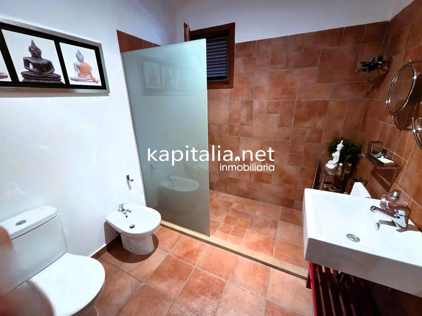 Bany de Casa o xalet en venda en Ontinyent amb Jardí privat, Traster i Piscina comunitària