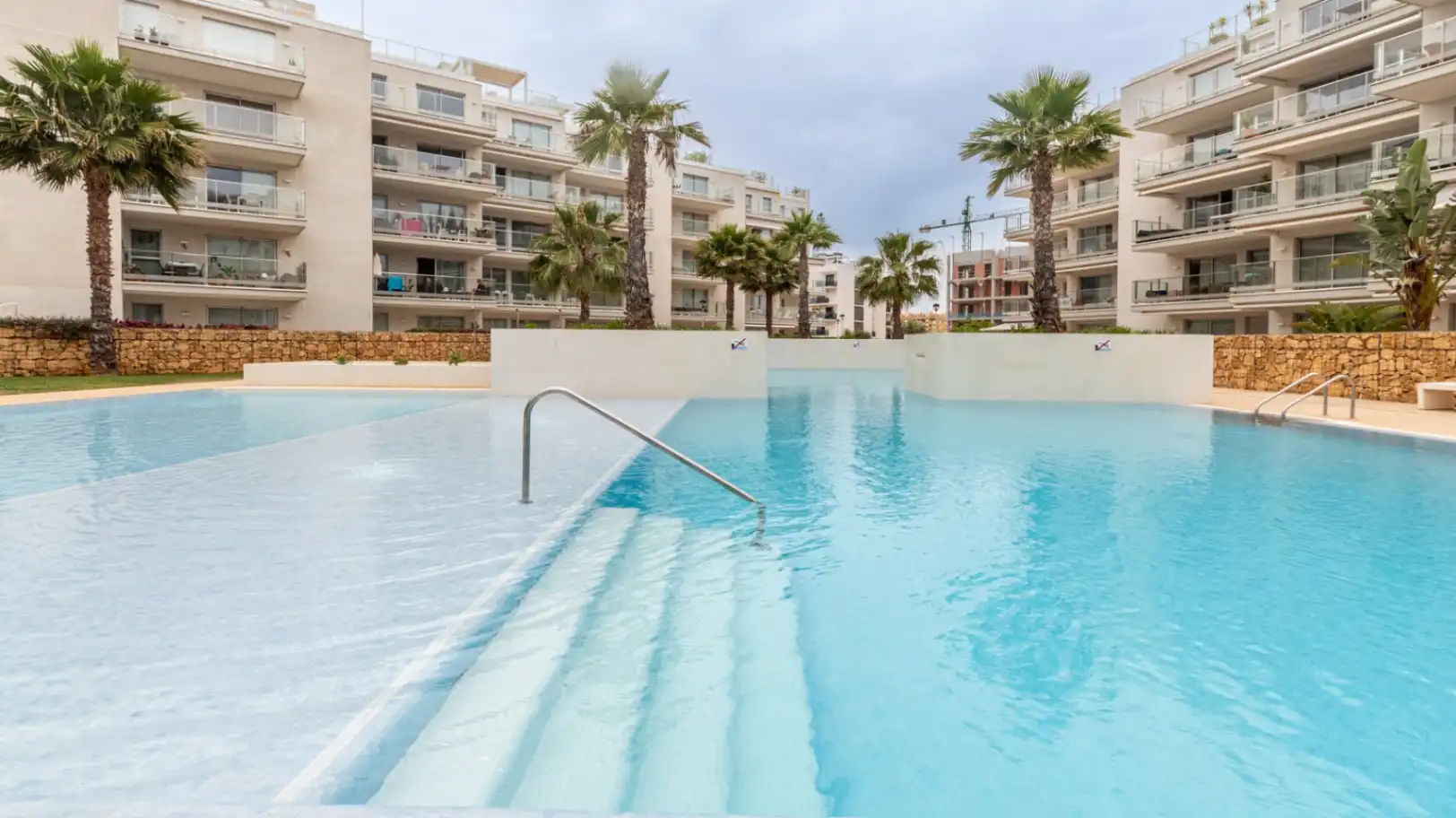 Piscina de Ático en venta en Dénia con Aire acondicionado, Calefacción y Jardín privado