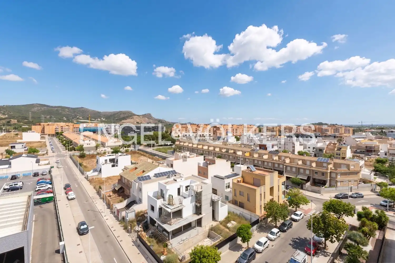 Außenansicht von Wohnung zur Miete in Sagunto / Sagunt mit Klimaanlage, Heizung und Privatgarten