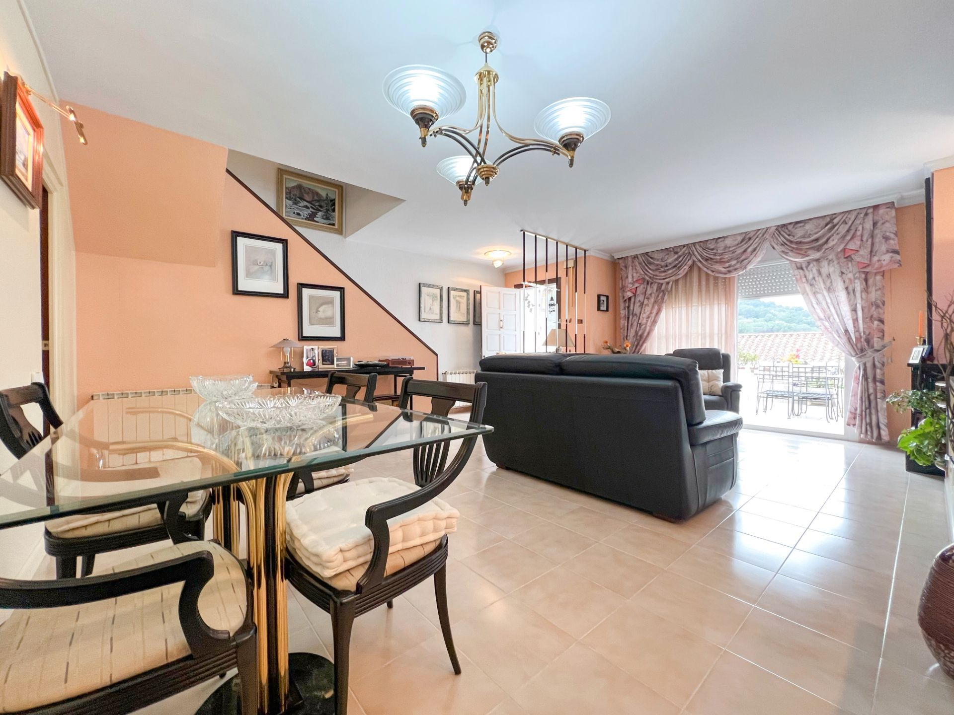 Living room of House or chalet for sale in Santa Maria de Martorelles  with Air Conditioner, Heating and Private garden