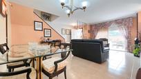 Sala d'estar de Casa o xalet en venda en Santa Maria de Martorelles amb Aire condicionat, Calefacció i Jardí privat