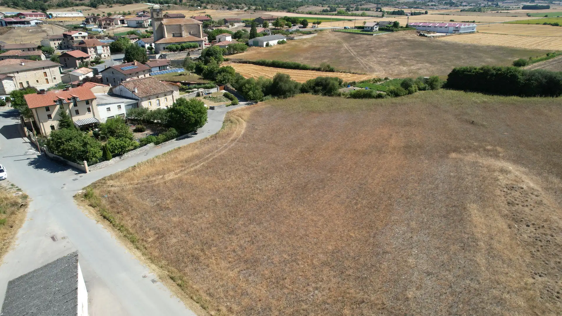 Wohnbaugrundstück zum Verkauf in San Millán / Donemiliaga