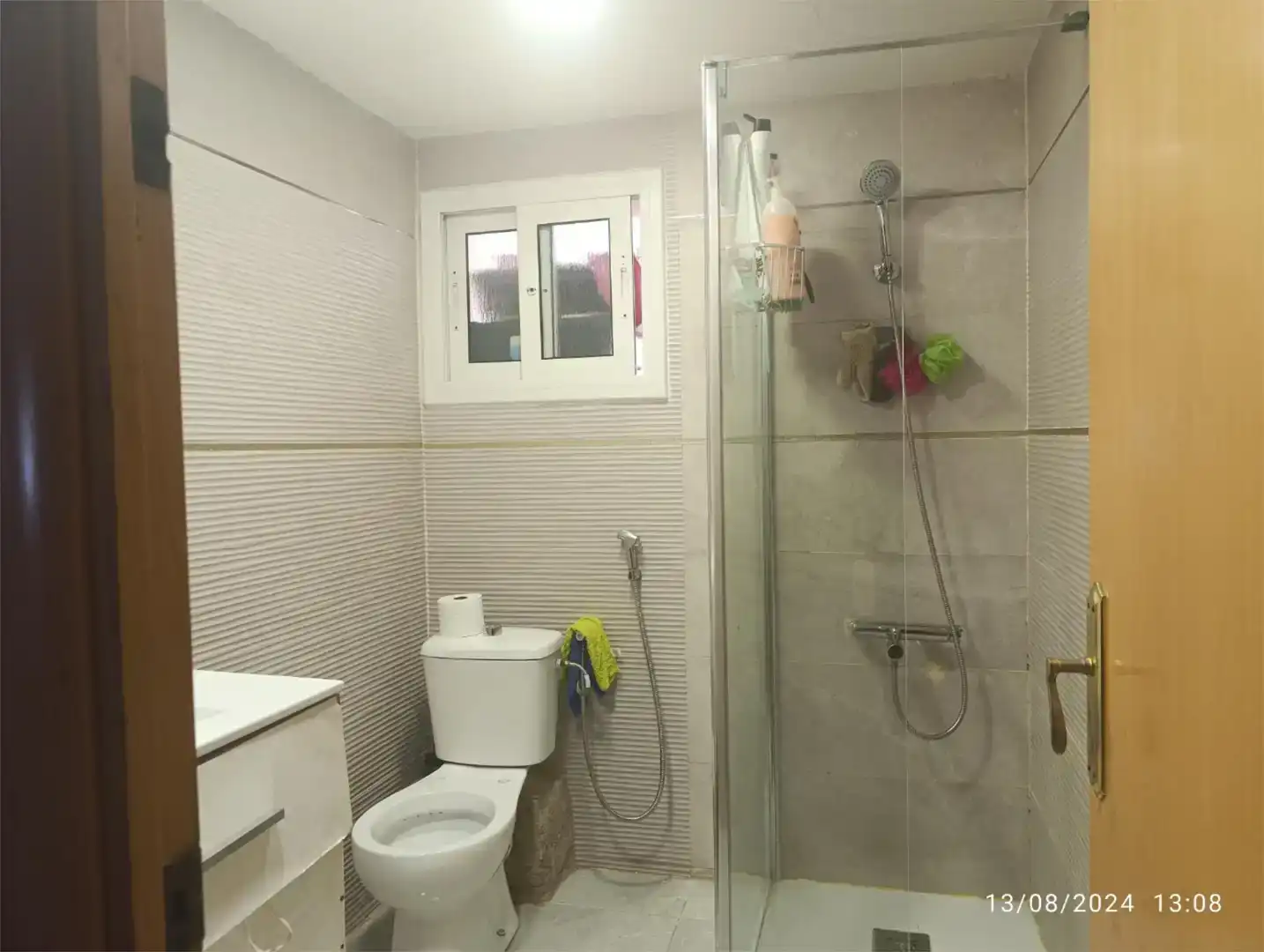 Baño de Piso en venta en Badalona con Aire acondicionado