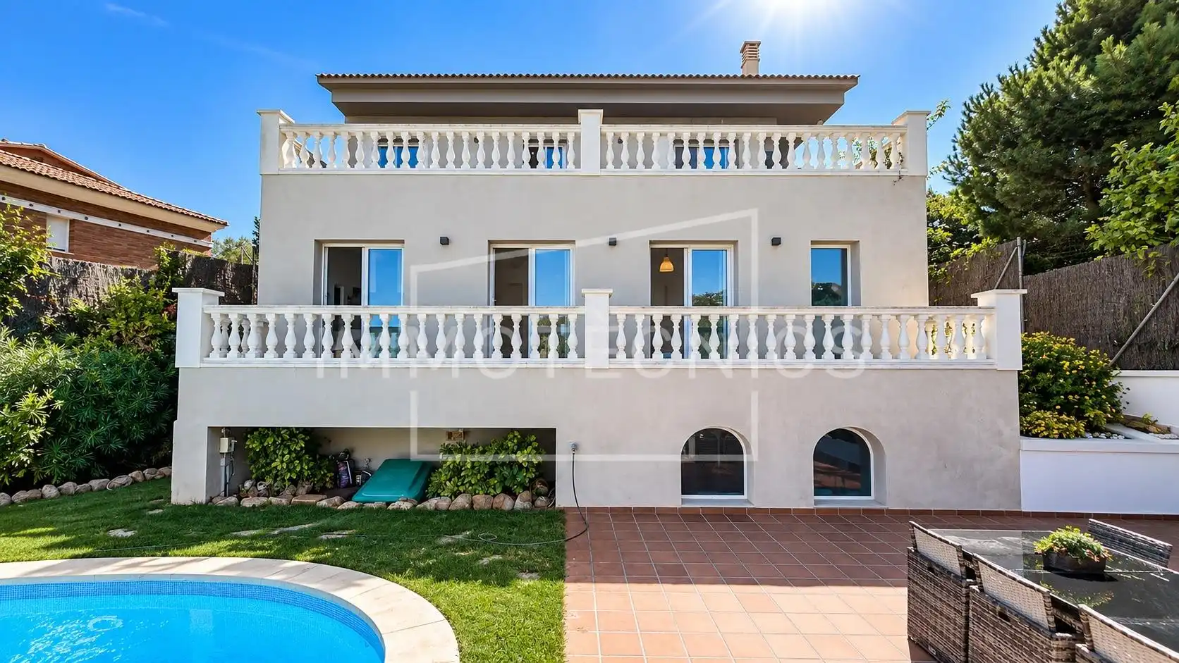 Detached house with pool for sale in Calle PL6 PARC DE CALELLA. JOSEP GALLART 83
