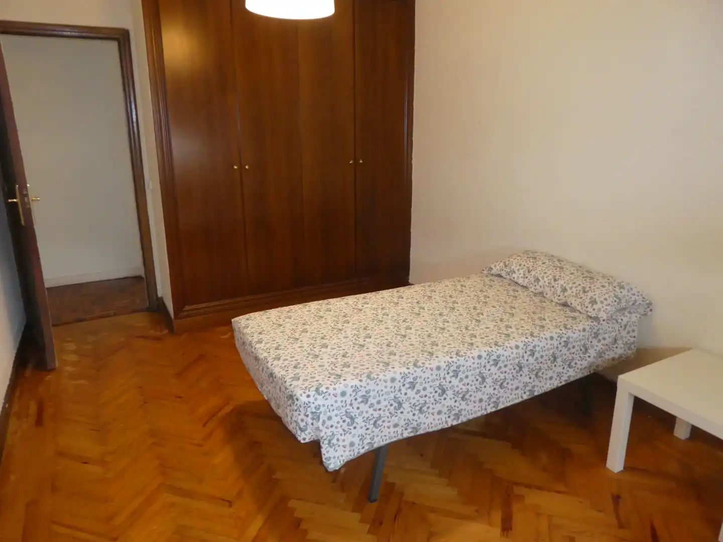 Wohnung zur Miete in Los Vadillos - R. Sanitaria - Pozanos