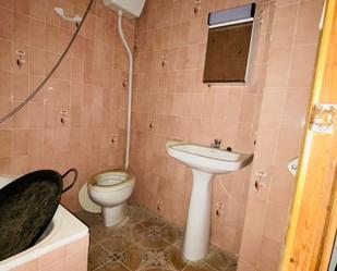 Bany de Casa o xalet en venda en Ayódar