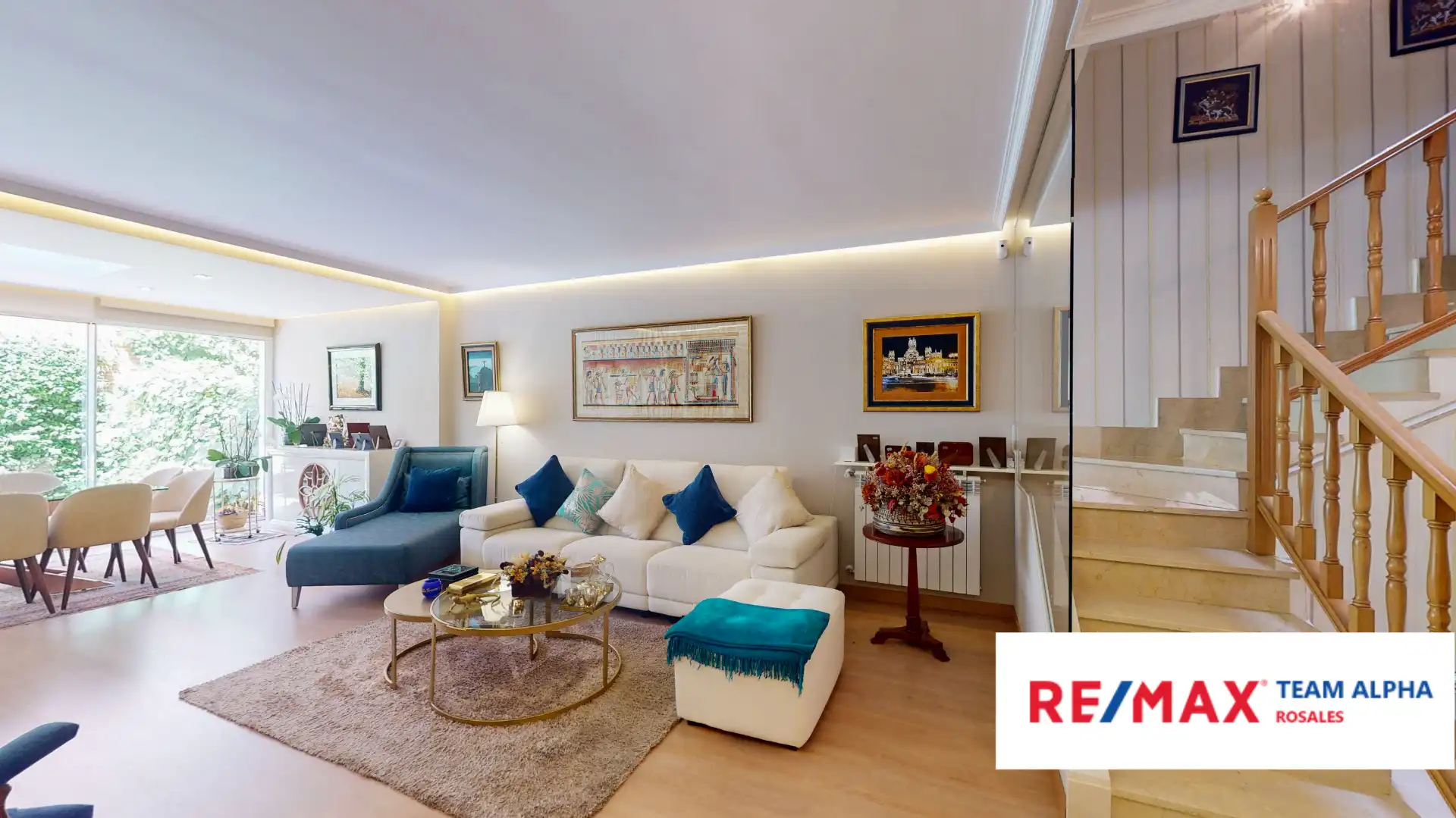 Sala de estar de Casa adosada en venta en Madrid con Aire acondicionado, Calefacción y Jardín privado