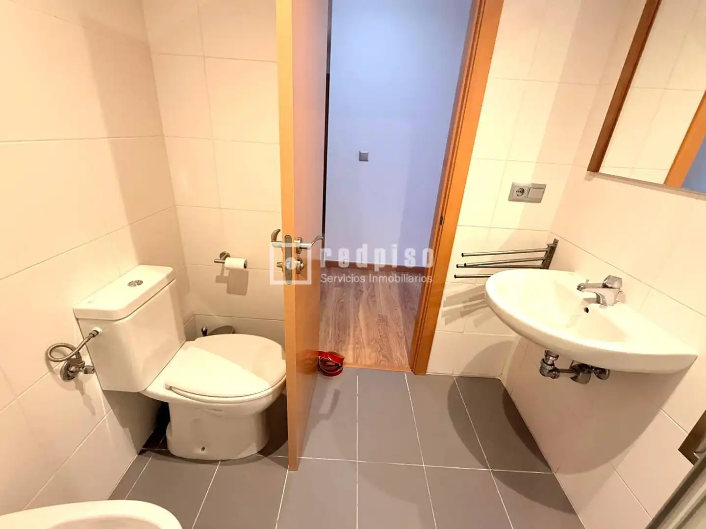 Baño de Piso de alquiler en Málaga con Aire acondicionado, Calefacción y Terraza