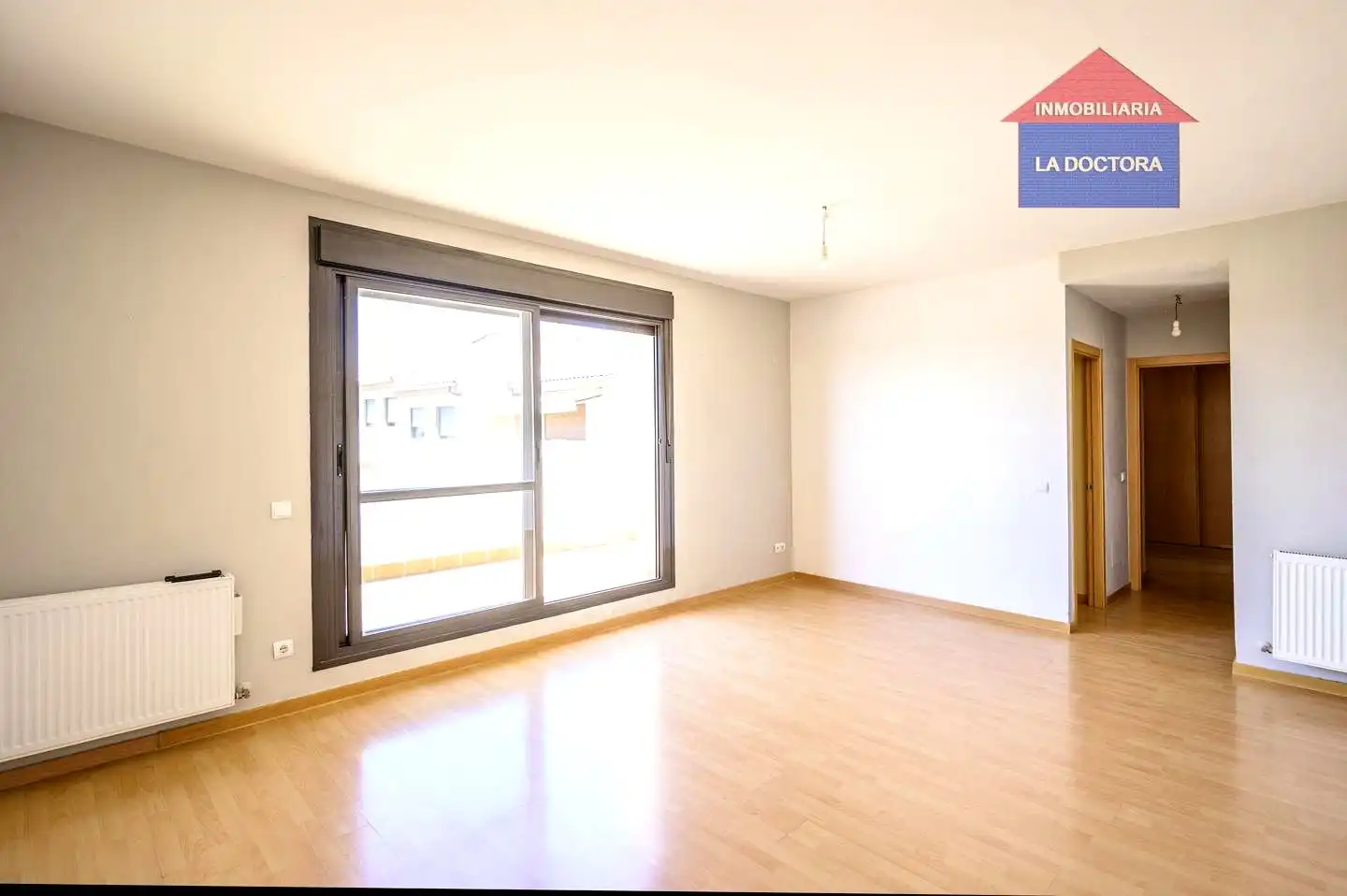 Sala de estar de Ático de alquiler en Navalcarnero con Aire acondicionado, Calefacción y Terraza