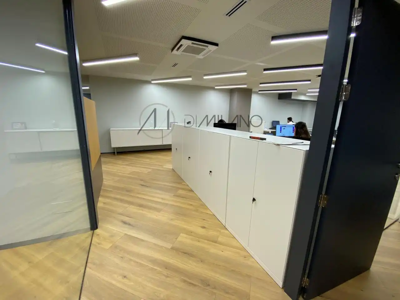 Local comercial de lloguer a Plaza de Compostela, imagen 12