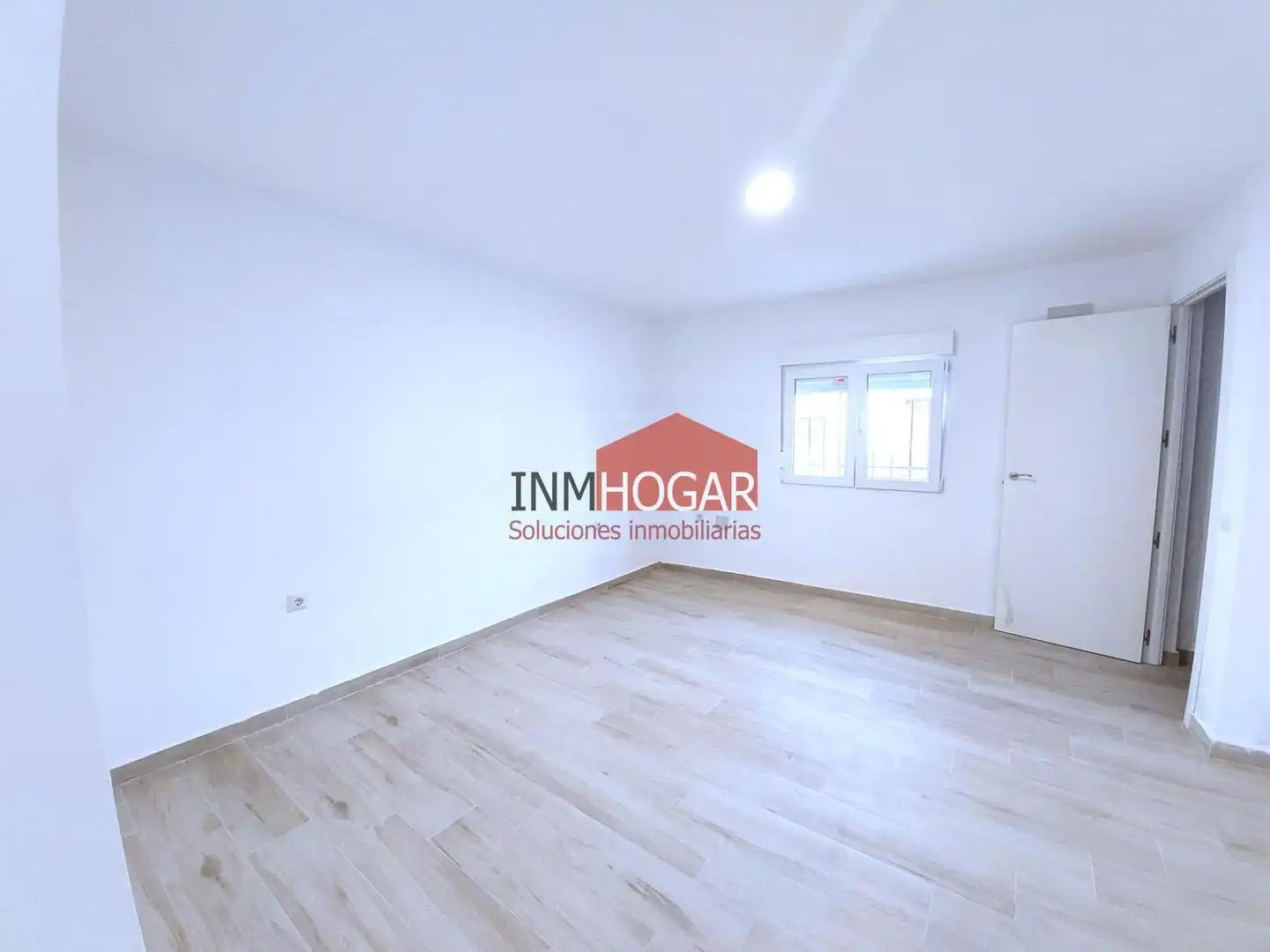 Sala d'estar de Casa o xalet en venda en Arévalo amb Traster i Balcó