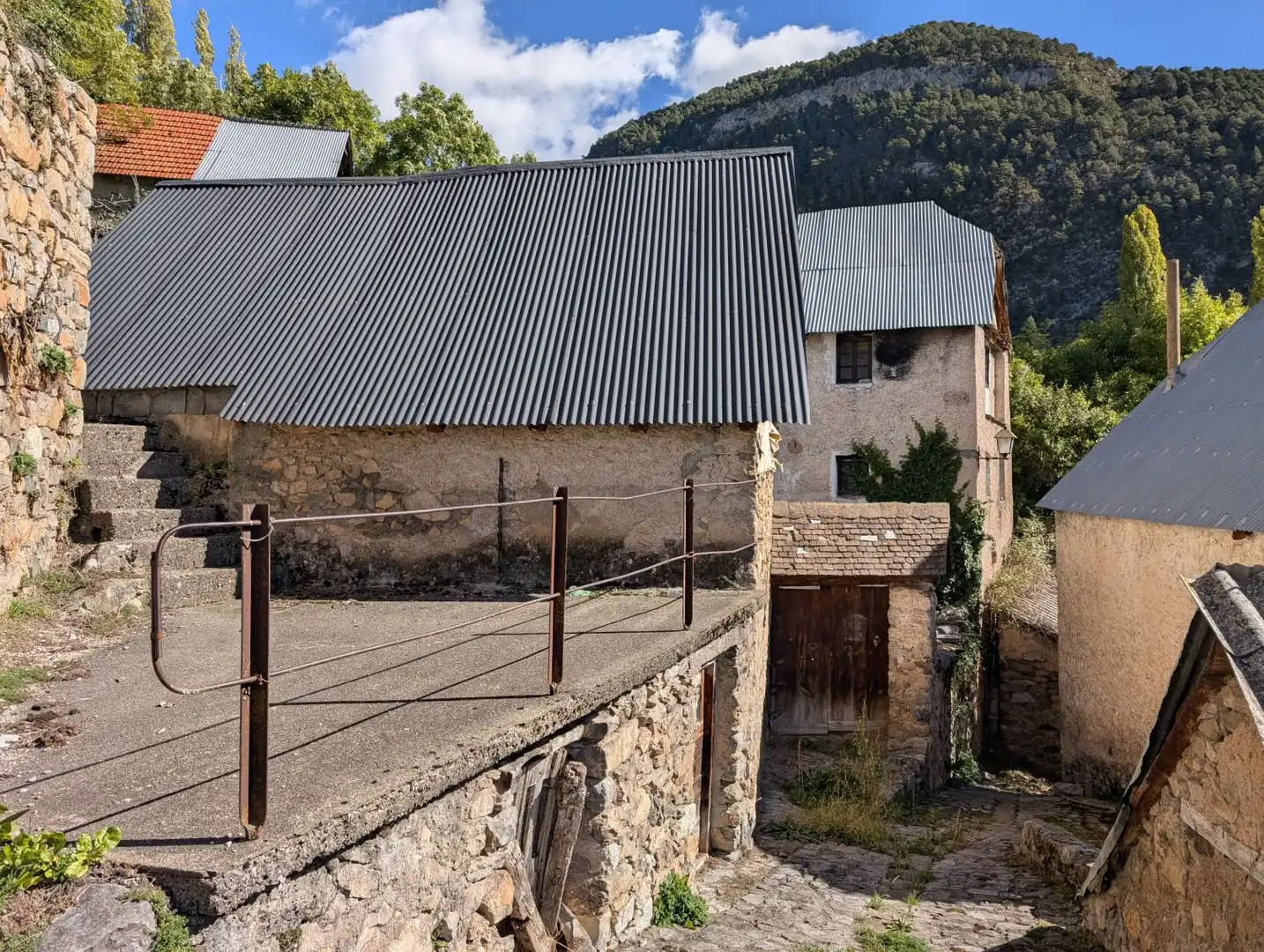 Vista exterior de Casa o chalet en venta en Tella-Sin, Huesca