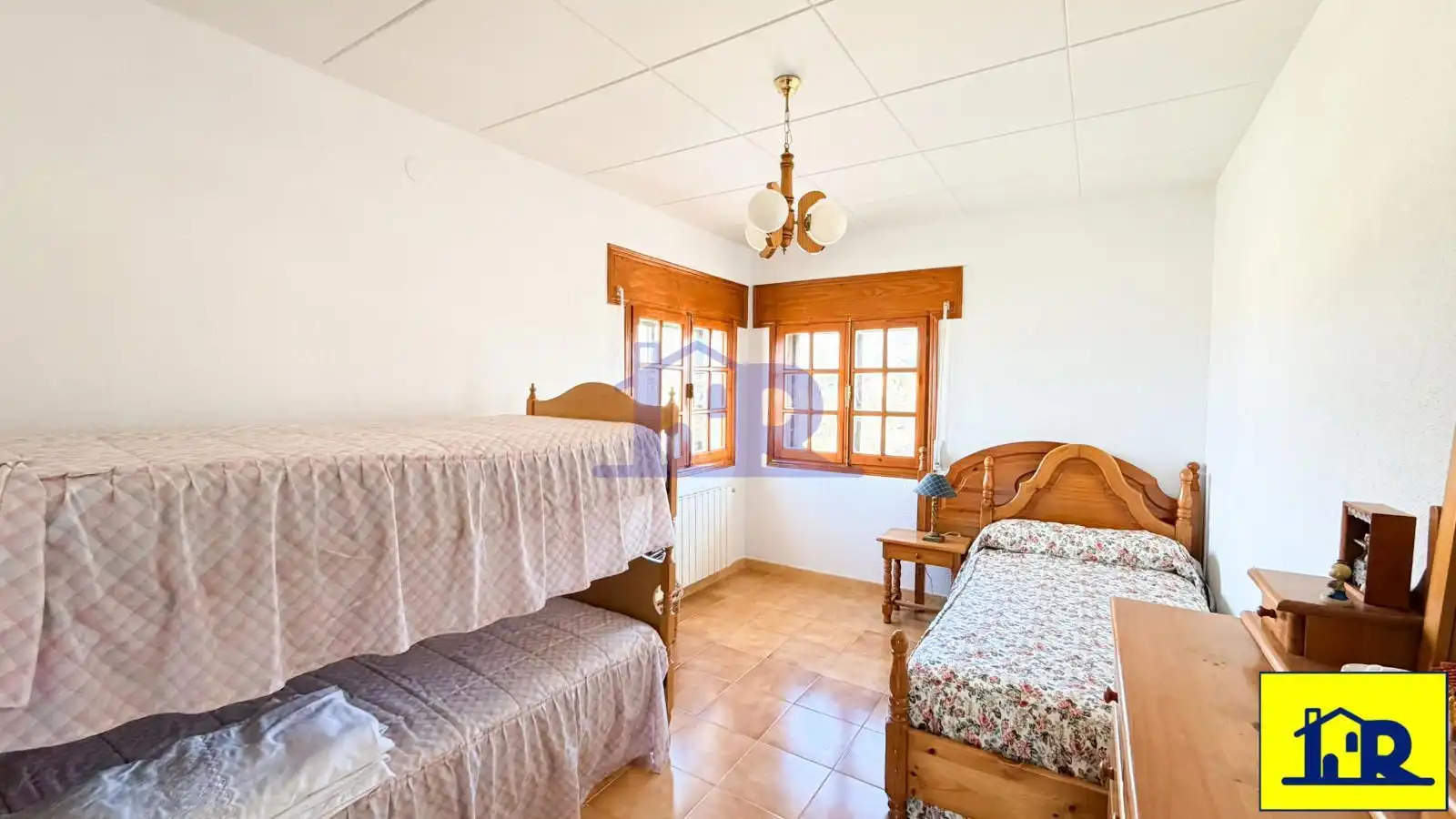 Habitación de Casa o chalet en venta en Fuentes con Calefacción, Terraza y Trastero