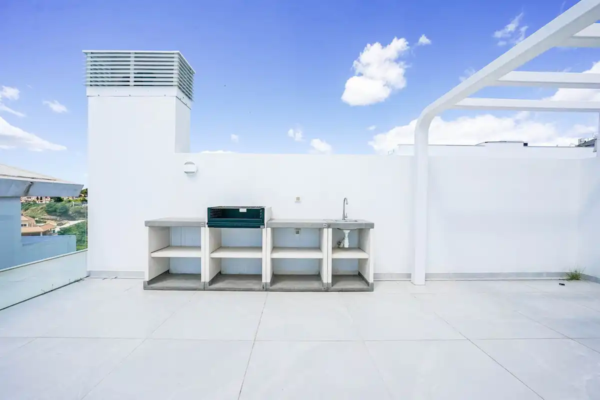 Ático con piscina en venta en Las Gaviotas  - Carvajal, imagen 19