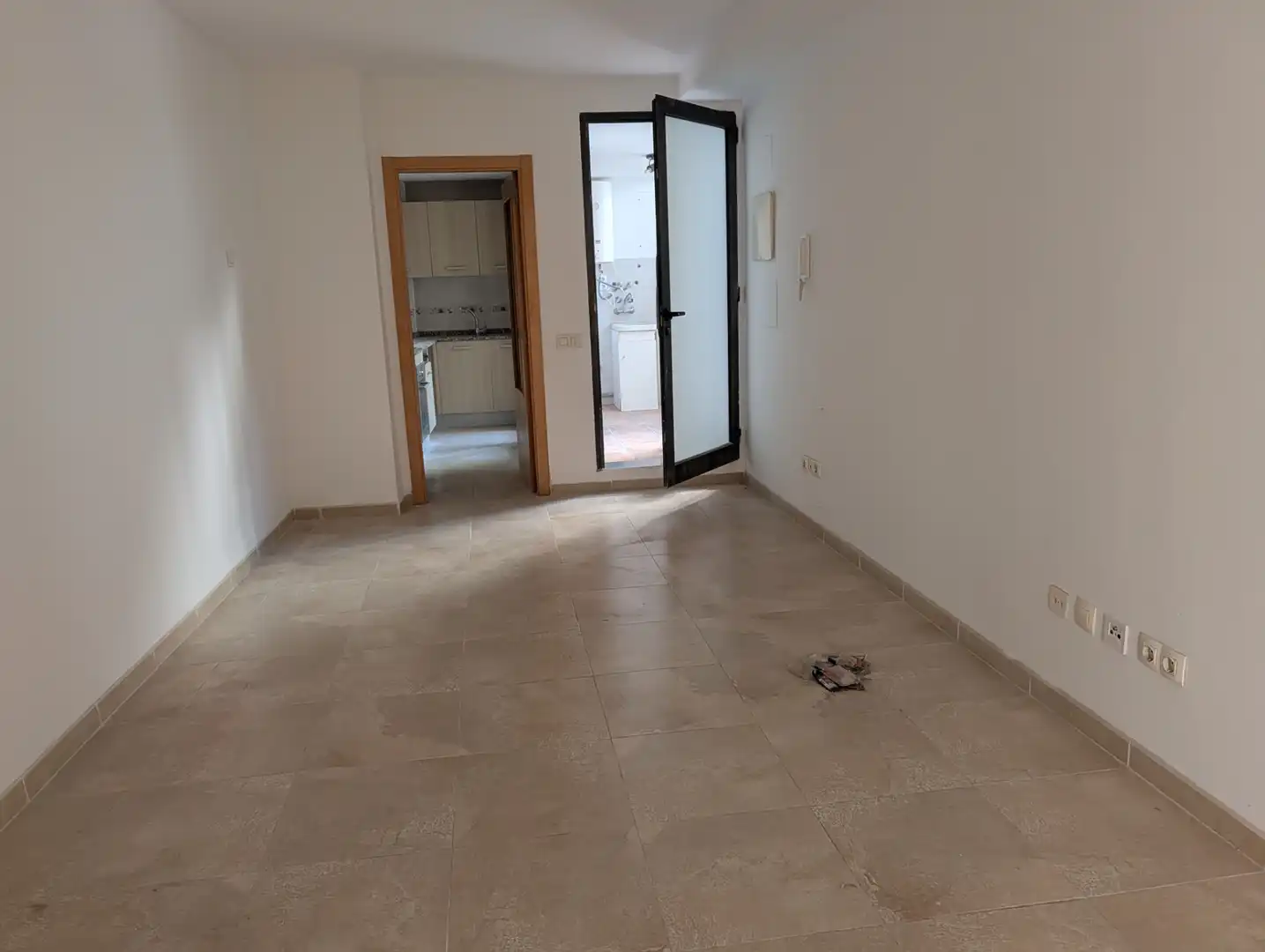 Wohnung zum Verkauf in Gilet mit Terrasse und Ofen