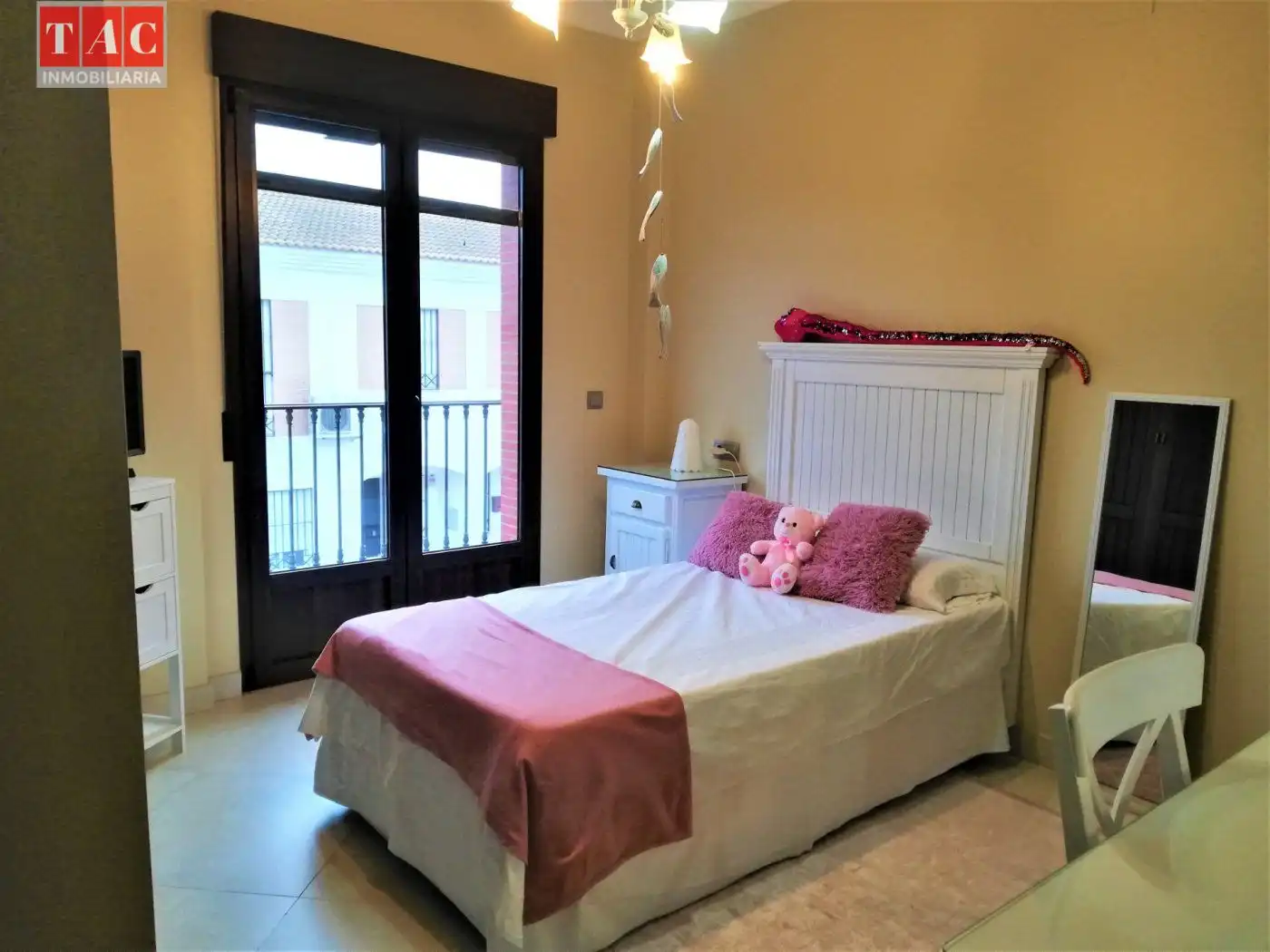 Detached homes for sale in Lepe