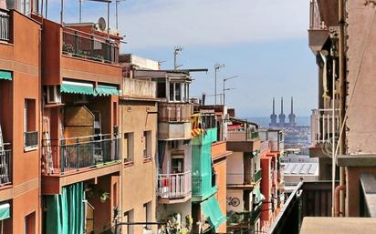 Exterior view of Single-family semi-detached for sale in  Barcelona Capital  with Heating, Terrace and Storage room