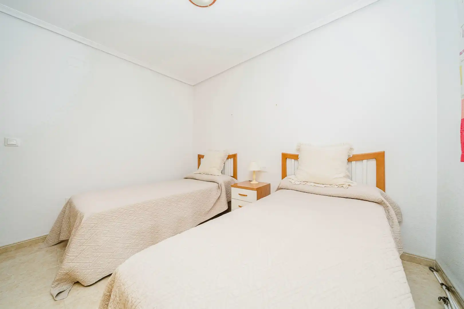Attic for rent in La Florida