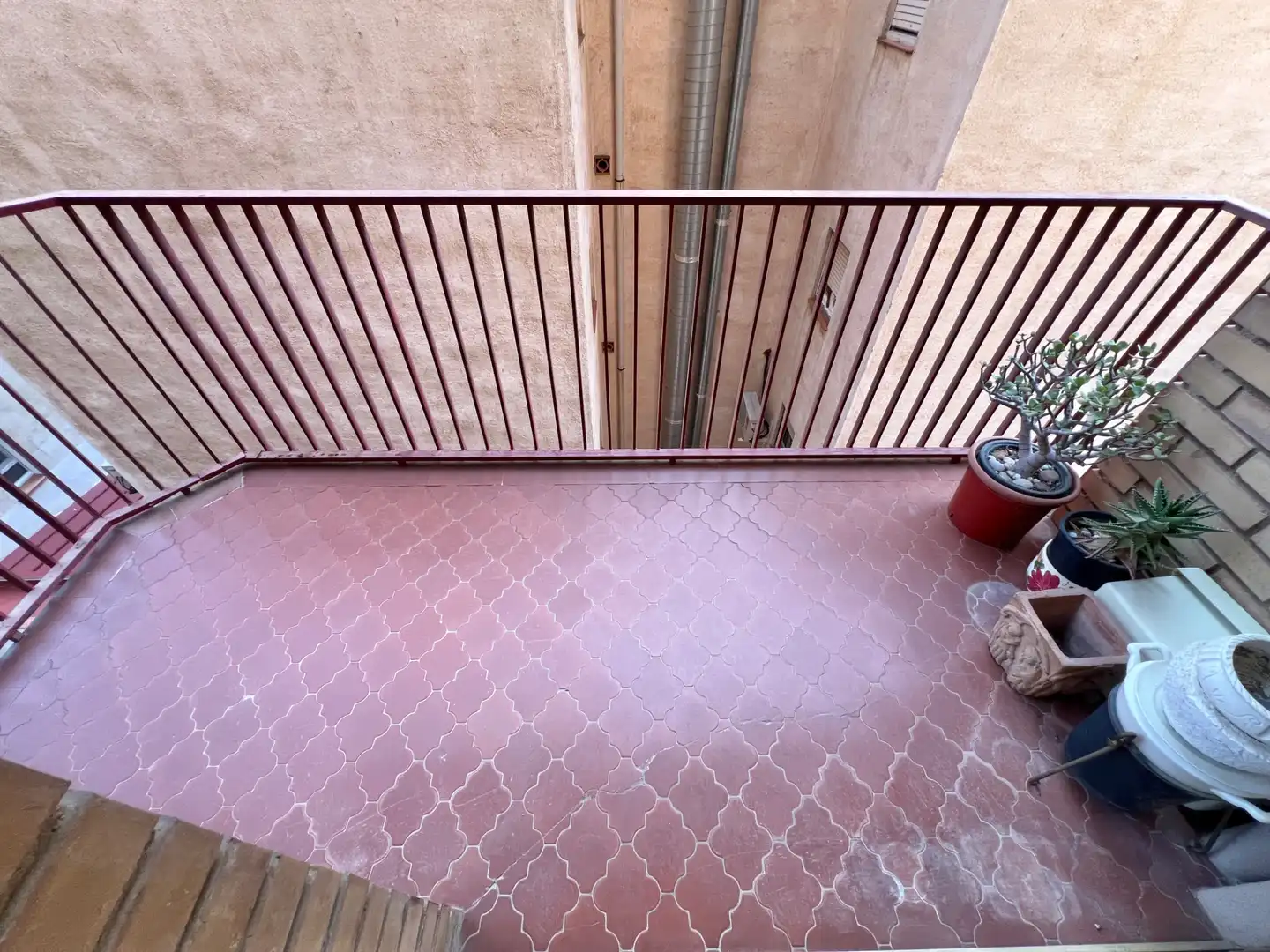 Flat for rent in Carrer Ample, 62, Mestral