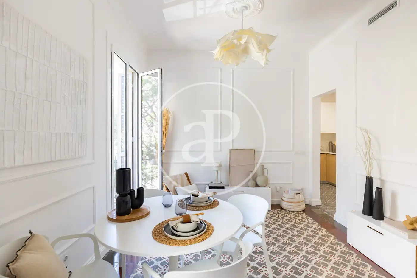 Wohnzimmer von Wohnung zum Verkauf in Barcelona mit Klimaanlage, Heizung und Balkon