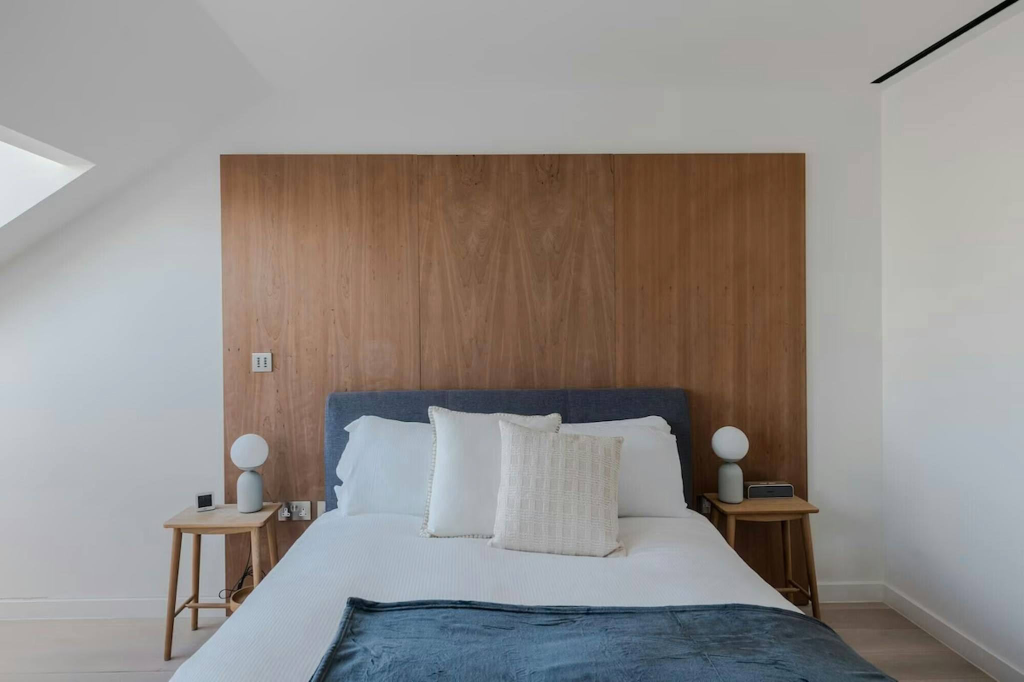 Habitación de Piso de alquiler en  Valencia Capital con Aire acondicionado, Calefacción y Amueblado