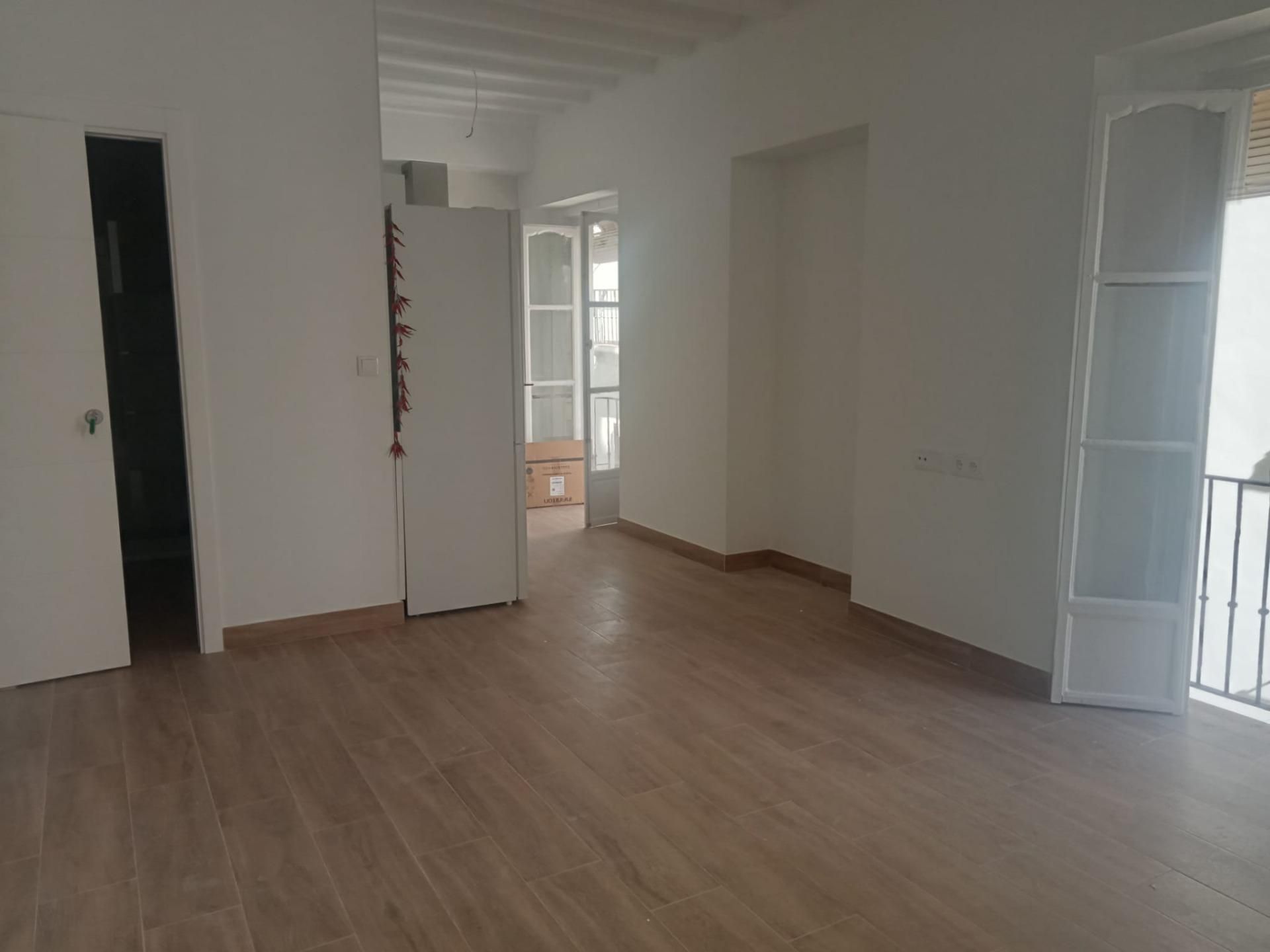 Apartment to rent in  Cádiz Capital  with Balcony