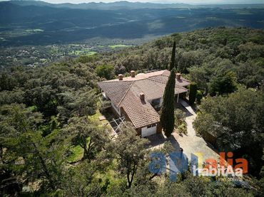 Chalet en venta en Calle de Roques Altes