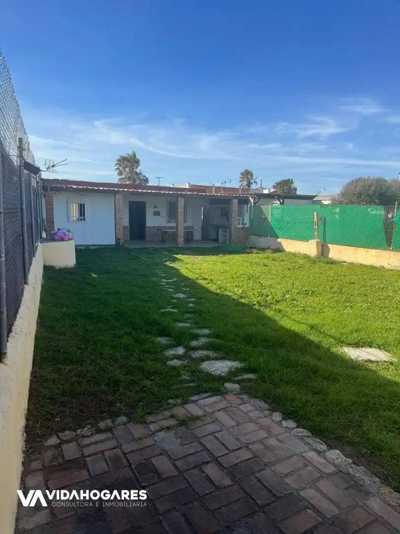 Finca rústica en venda en Rota