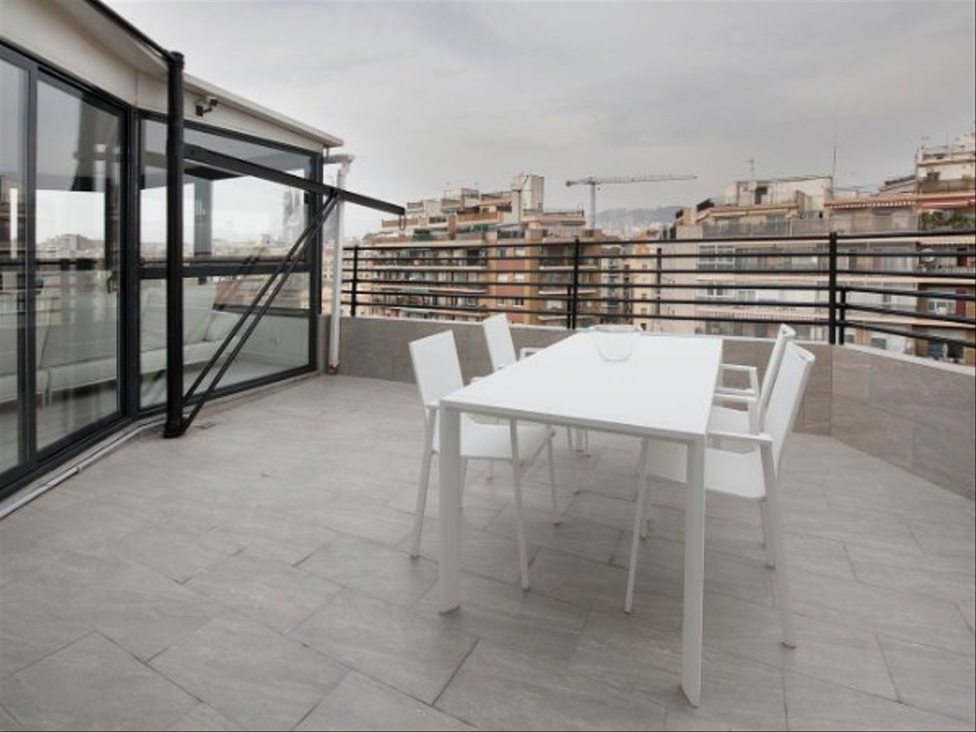 Attic to rent in Avinguda Diagonal, Fort Pienc