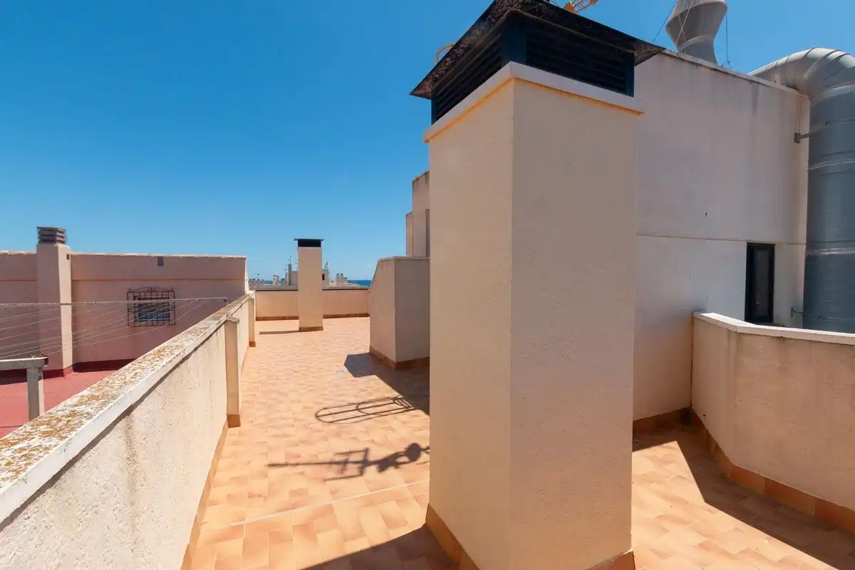 Terraza de Apartamento en venta en Torrevieja con Terraza y Balcón