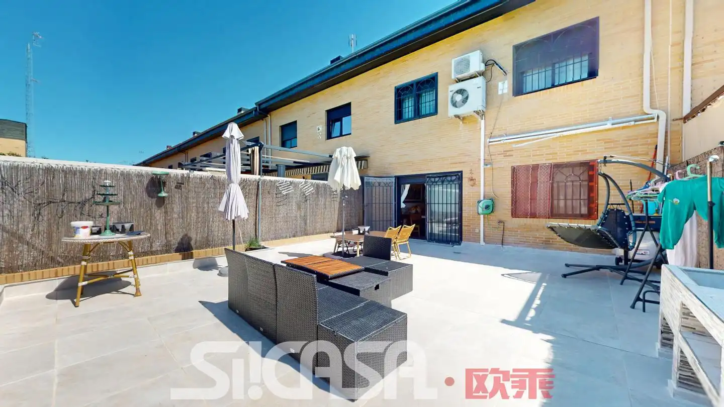 Terrace of Detached homes for sale in Parla  with Air Conditioner, Heating and Terrace