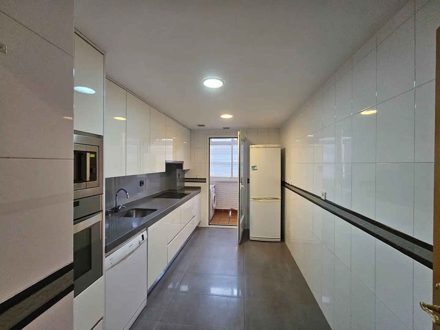 Piso de alquiler en LUIGI BOCCHERINI, Sector S