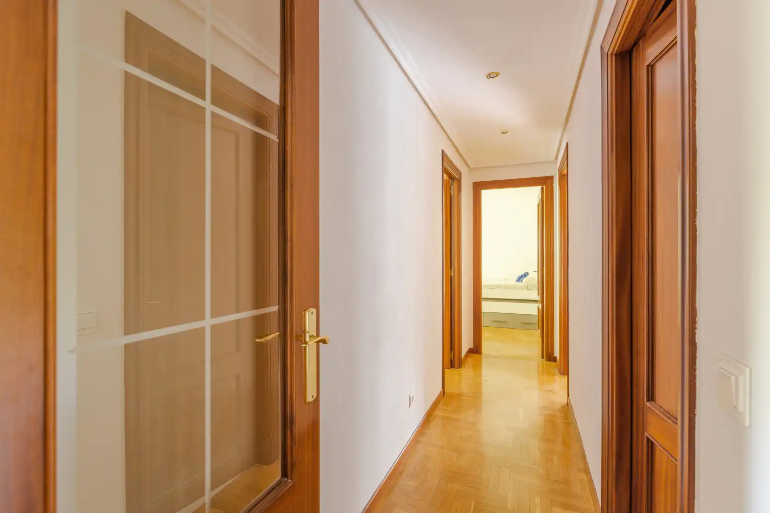 Piso en venta en  Pamplona / Iruña con Calefacción, Parquet y Terraza