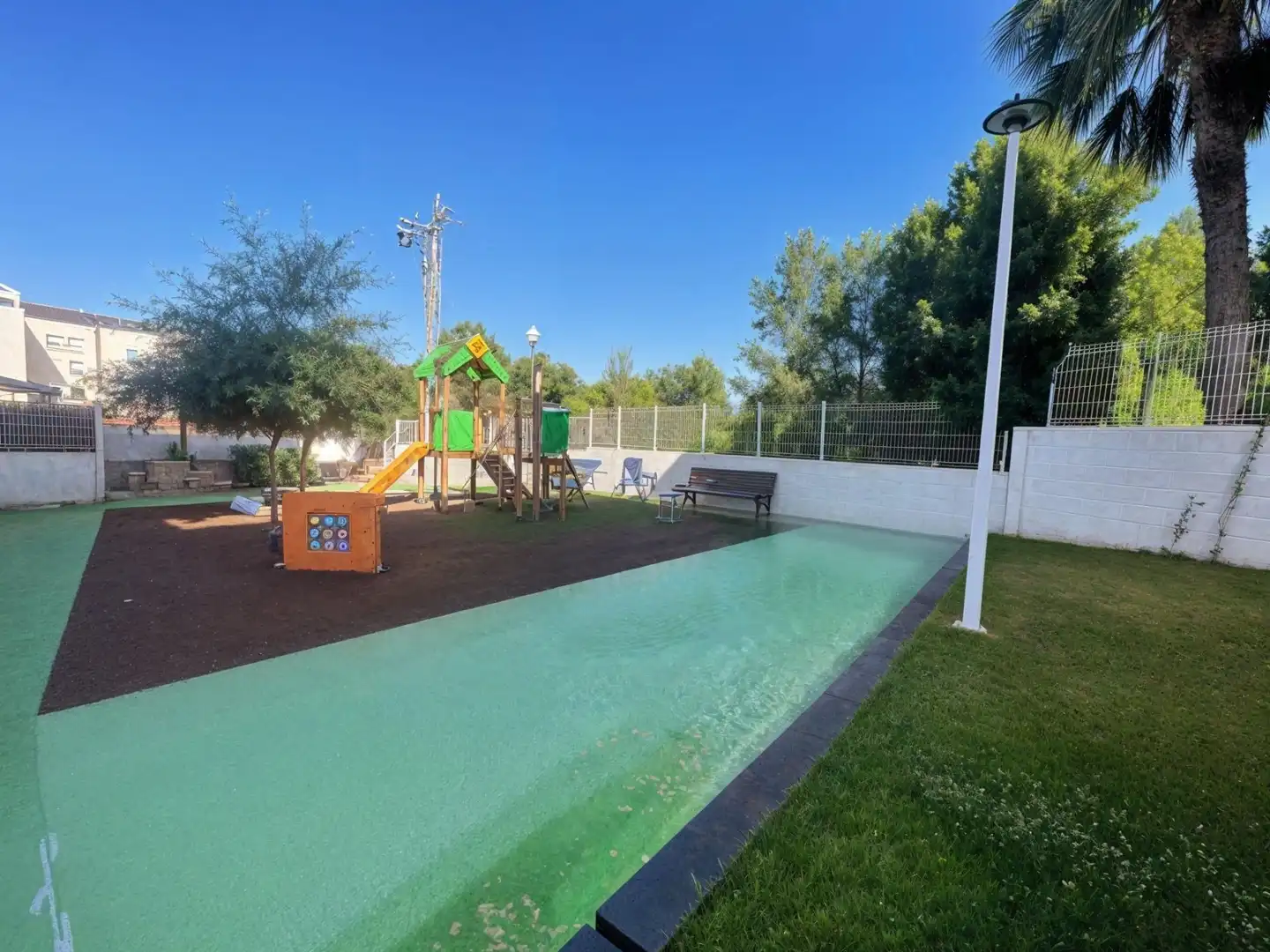 Piscina de Pis de lloguer en Paterna amb Aire condicionat, Calefacció i Terrassa