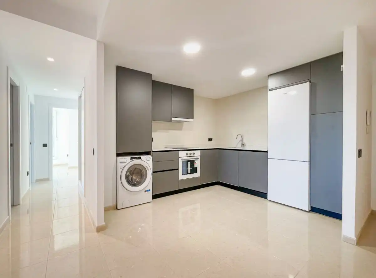 New build Duplex with lift for sale in Avinguda del Primer de Maig, imagen 5