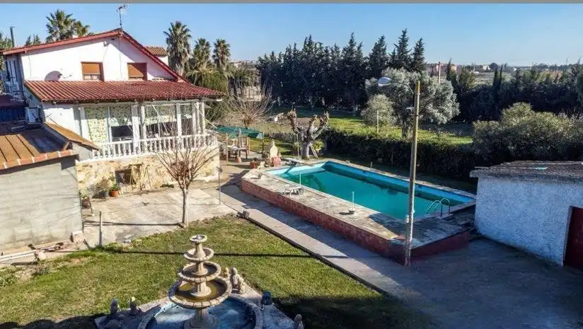 Piscina de Casa o chalet en venta en Zaragoza con Aire acondicionado, Calefacción y Jardín privado