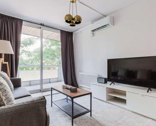 Living room of Apartment to share in  Barcelona Capital  with Air Conditioner and Terrace