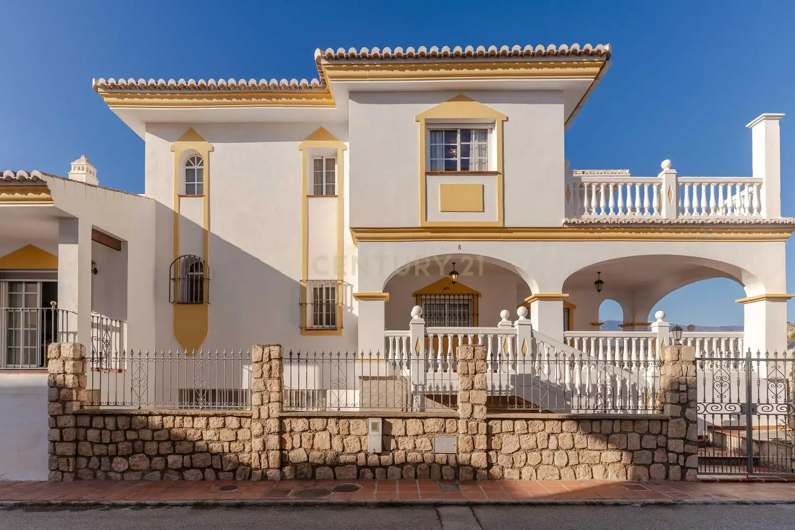 Exterior view of Houses for sale in Vélez de Benaudalla  with Private garden