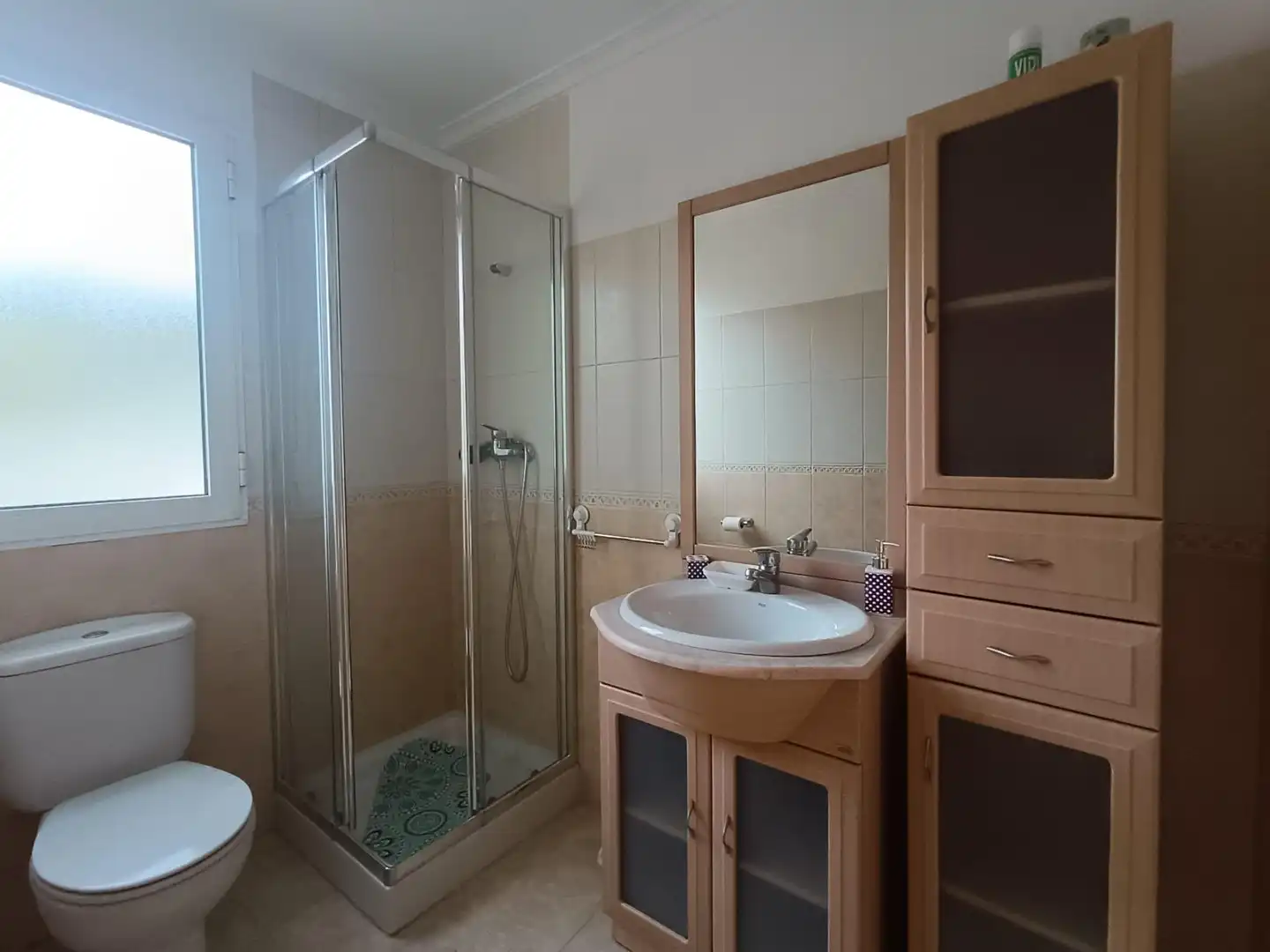 Baño de Casa adosada en venta en Petrer con Jardín privado, Terraza y Balcón