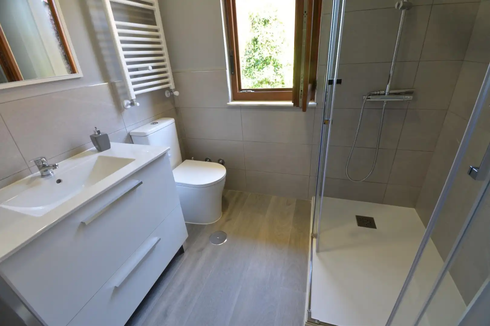 Badezimmer von Haus oder Chalet zur Miete in Oviedo  mit Abstellraum