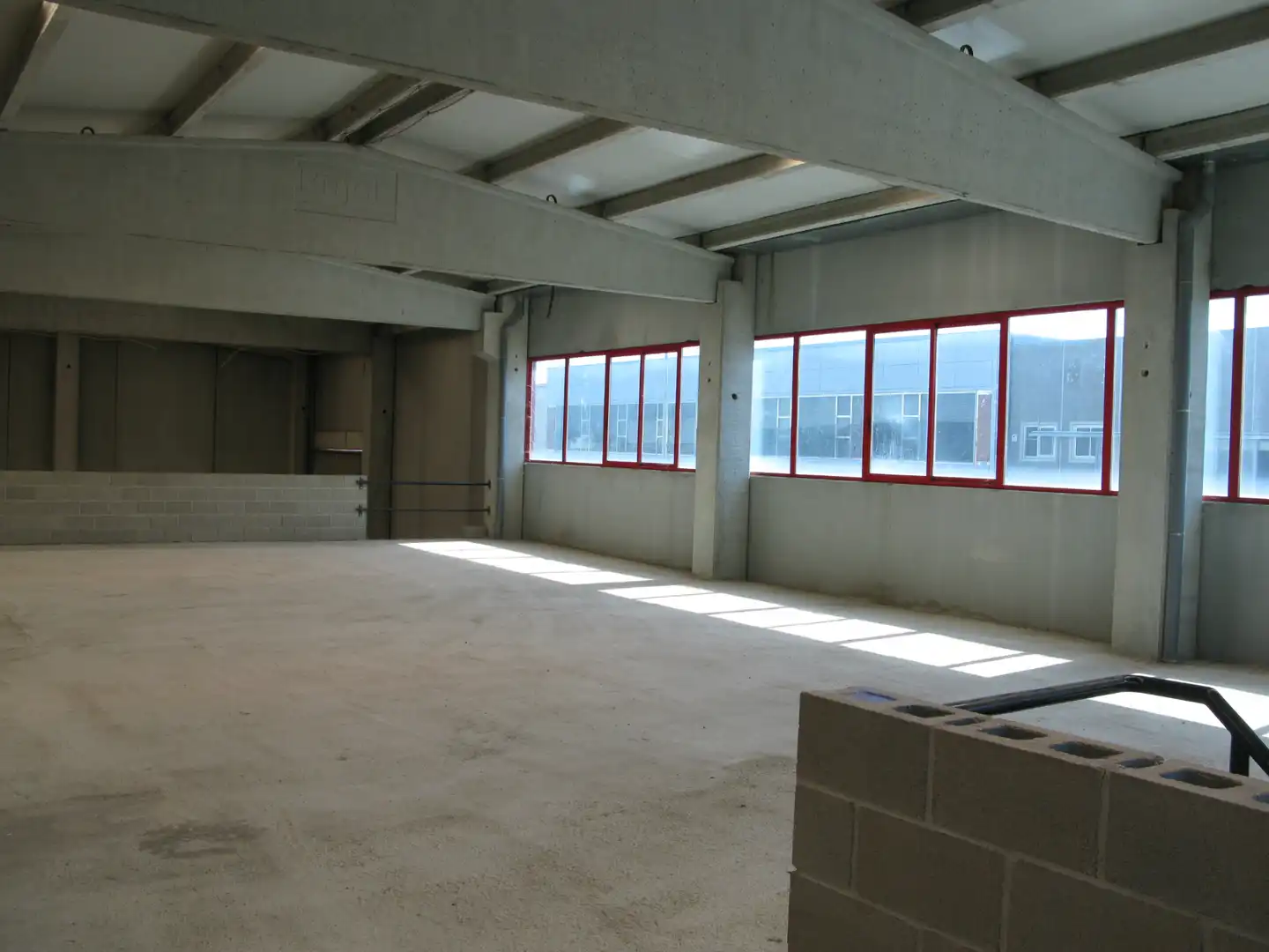 Nave industrial de alquiler en Girona