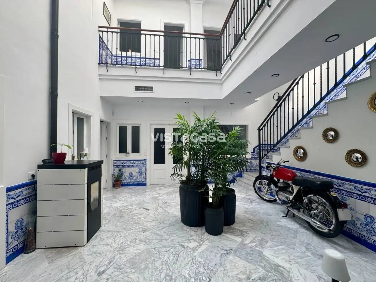 Vista exterior de Casa o xalet en venda en Mairena del Alcor amb Aire condicionat, Calefacció i Terrassa