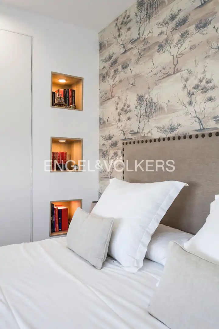 Bedroom of Flat for sale in Madrid  with Air Conditioner, Heating and Parquet flooring