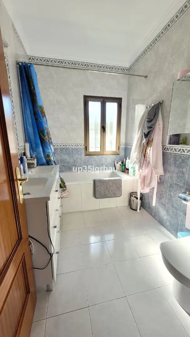 Villa mit Pool zum Verkauf in Avenida Benamara 15, imagen 10