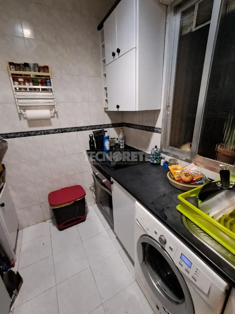Cuina de Pis en venda en Madrid amb Aire condicionat i Balcó