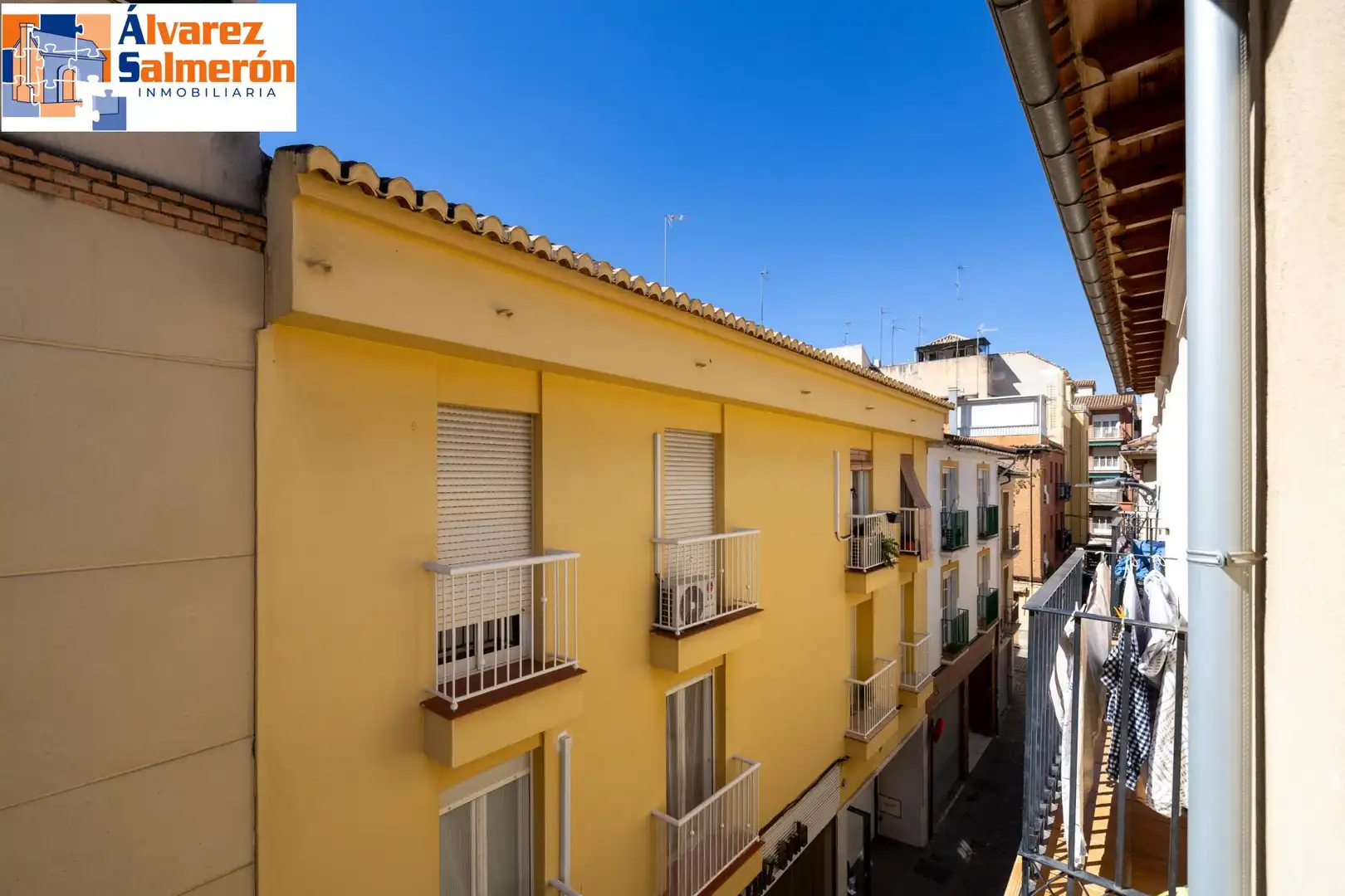 Exterior view of Apartments for sale in Granada