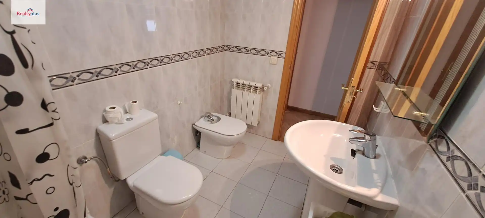 Baño de Dúplex de alquiler en Segovia con Amueblado y Balcón