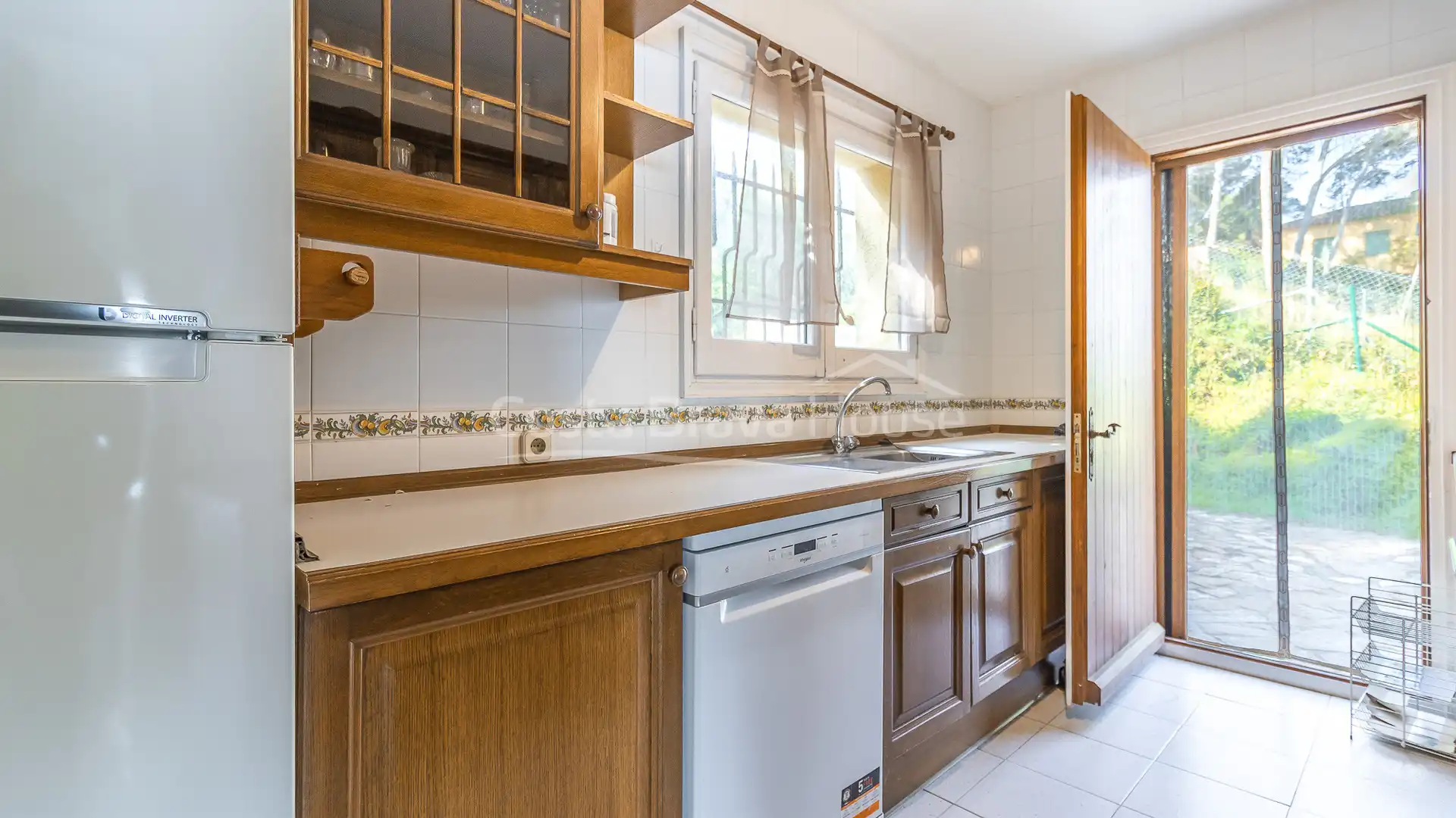 Küche von Haus oder Chalet zum Verkauf in Begur mit Heizung, Privatgarten und Terrasse