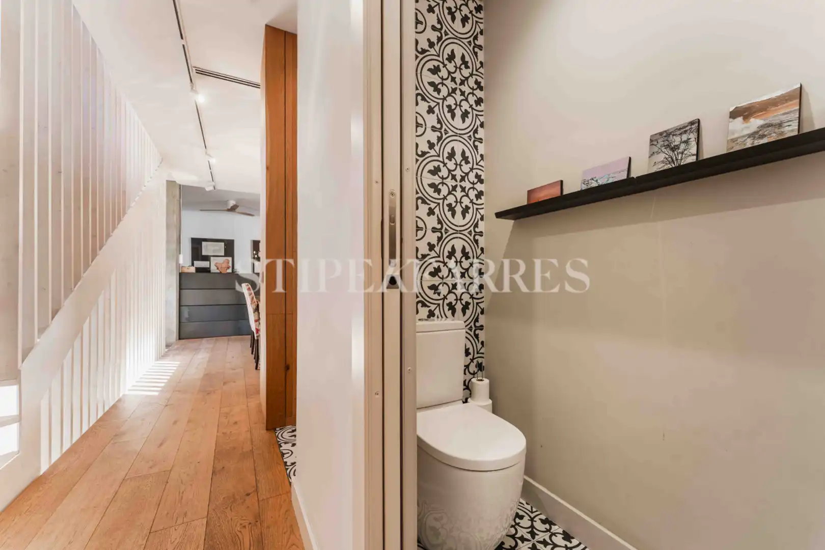 Habitación de Casa adosada en venta en Barcelona con Aire acondicionado, Calefacción y Jardín privado