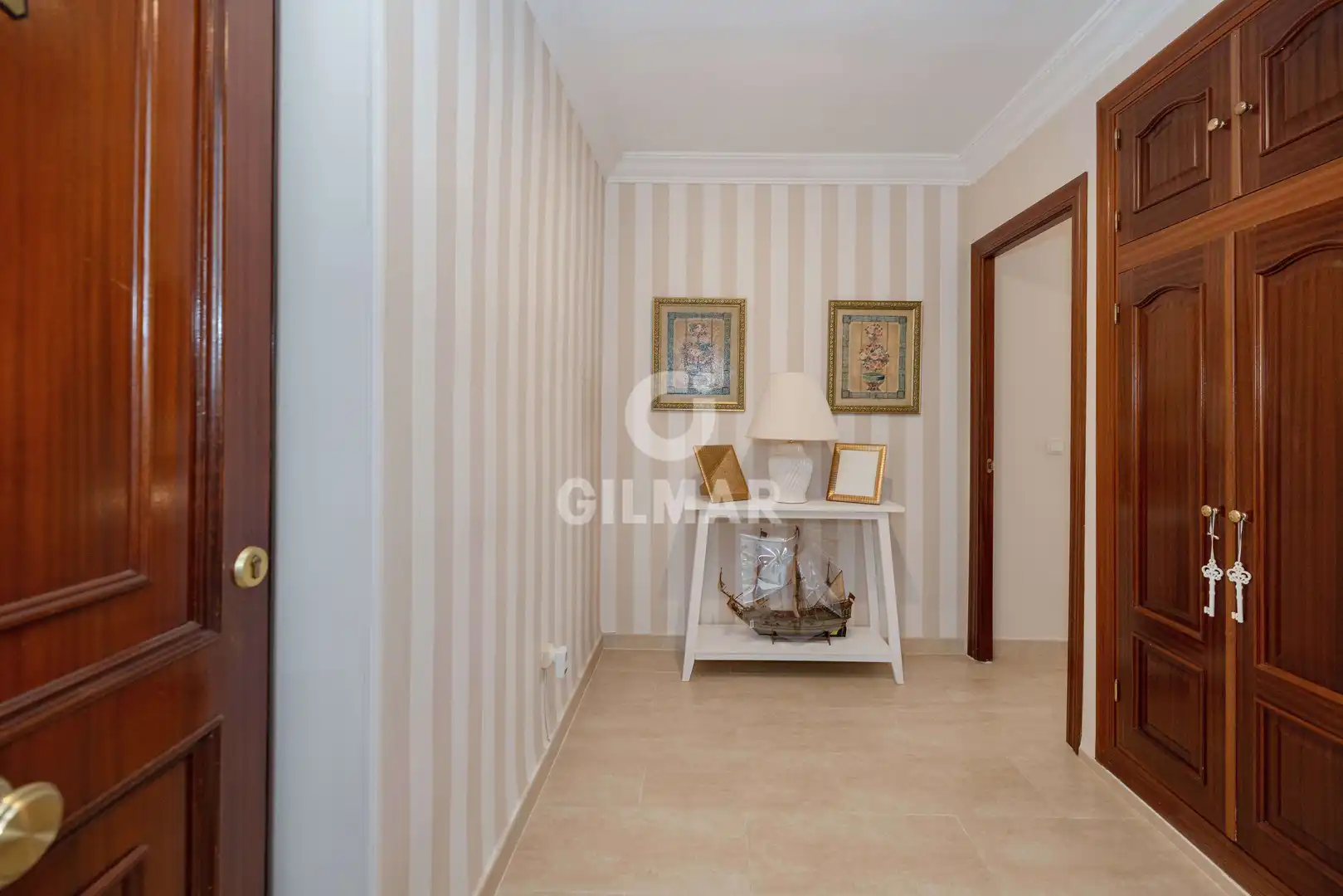 Bedroom of Flat for sale in Estepona  with Balcony